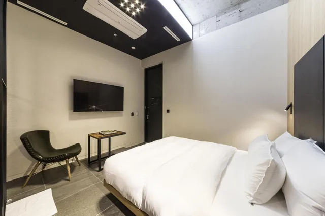 غرفة قياسية بسرير مزدوج، Hotel The Artist Dongseon 6/8