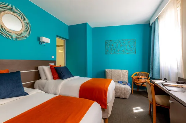 غرفة بسريرين منفصلين، Hotel Kyriad Avignon Palais des Papes 2/10