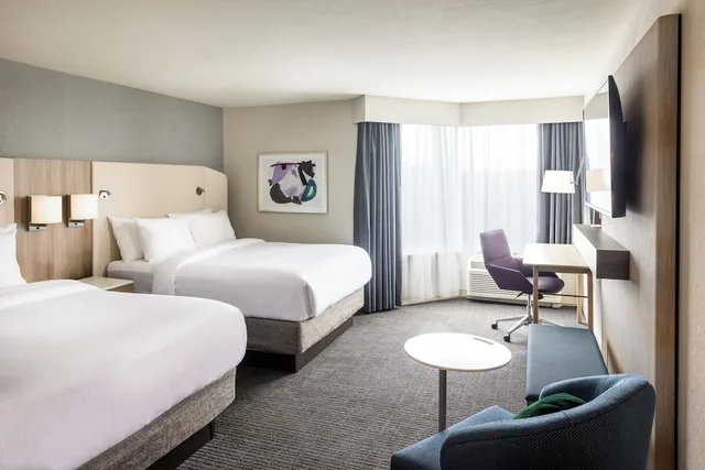 غرفة قياسية بسريرين مزدوجين لذوي الإعاقة، Crowne Plaza Atlanta NE - Norcross 3/6
