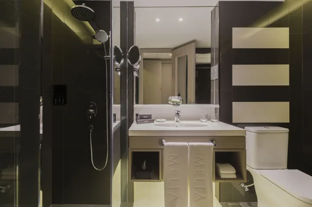 Melia, King Bed, Melia Kuala Lumpur 3/3