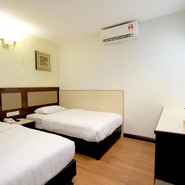 غرفة قياسية بسريرين منفصلين، Ming Paragon Hotel 1/5