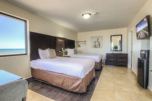 Standard, 2 Double Beds, Ocean View, La Bella Oceanfront Inn 2/5