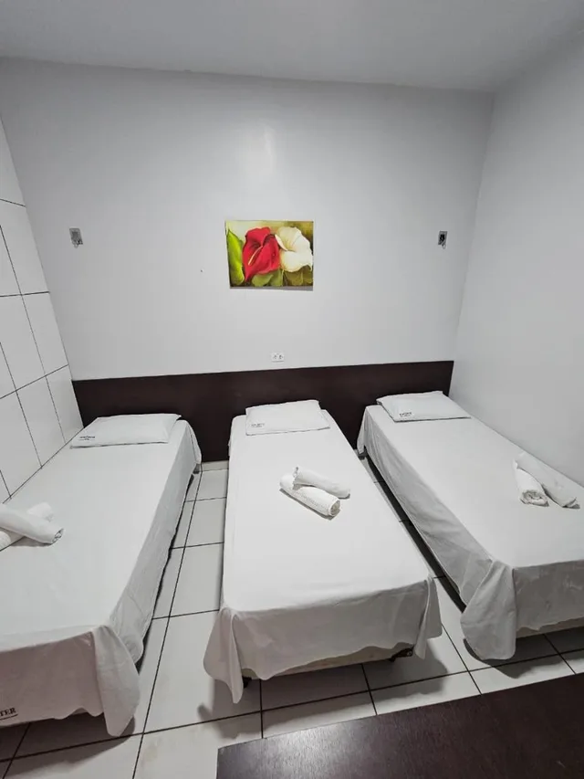 غرفة قياسية ثلاثية، New Center Hotel 6/10
