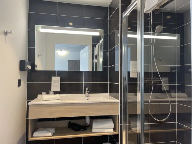 جناح بريستيج، Golden Tulip La Baule 6/6