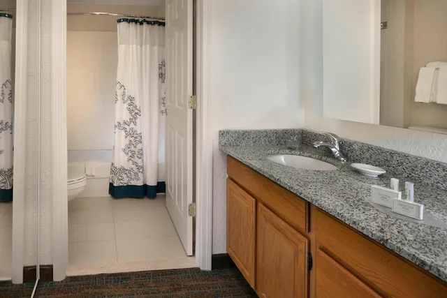 جناح بسريرين مزدوجين بغرفتي نوم، Residence Inn Marriott Danbury 1/1