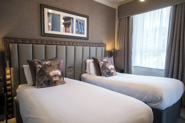 غرفة ديلوكس بسريرين منفصلين، Number 10 Hotel 1/1