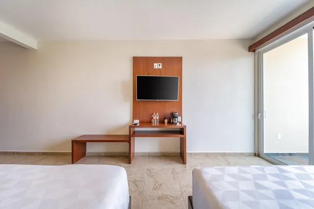 Standard, Double Bed, Side View، Villas Coral Huatulco 3/4