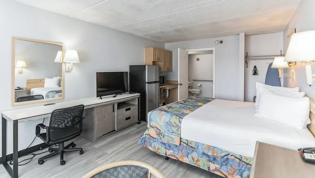 Standard, King Bed, Kitchenette, Accessible, Home 1 Suites Extended Stay - Kissimmee 2/4