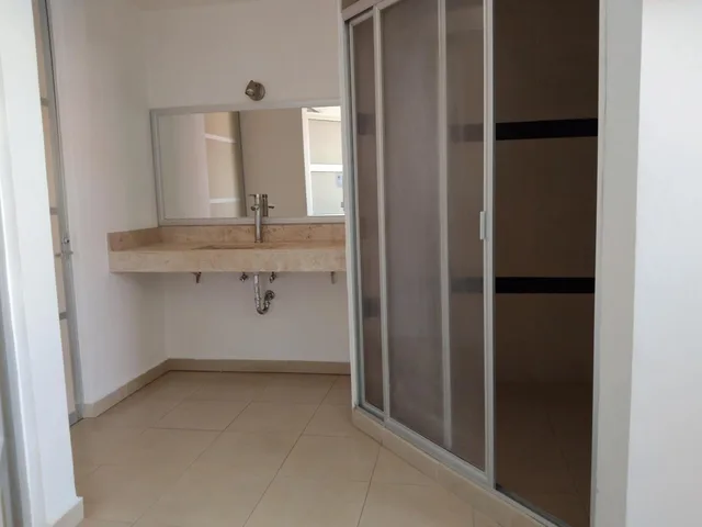 غرفة ديلوكس بسريرين، Capital O Hotel Euro Confort Pachuca 9/9
