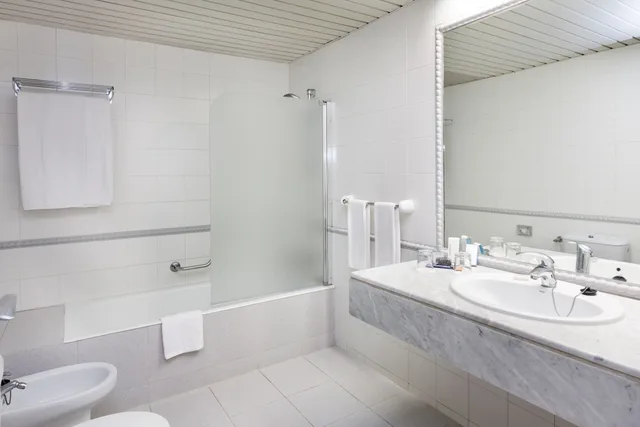 Reserve, Junior Suite, King Bed, Ocean Front, Hotel Paradisus Fuerteventura 8/9
