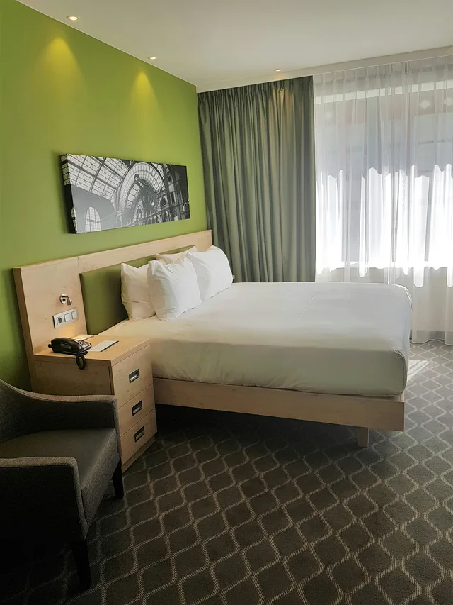غرفة بسرير كينج، Hampton by Hilton Antwerp Central Station 3/4