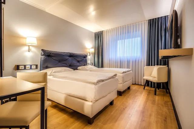 غرفة قياسية بسريرين منفصلين، Congress Hotel Chemnitz 2/10