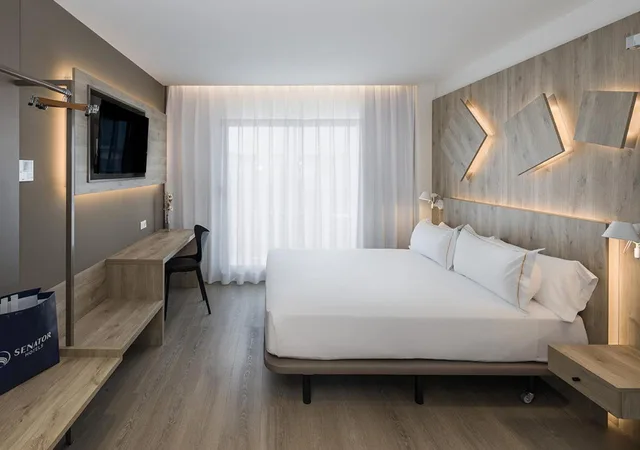 غرفة بسرير كوين، Senator Gandia Spa Hotel 1/7