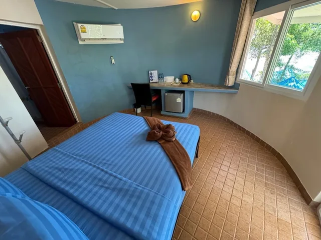 غرفة بسرير مزدوج بإطلالة على الحديقة، Koh Mak Buri Hut Natural Resort 4/10