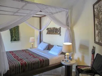 بنغل، Hotel Uyah Amed Spa Resort 1/1