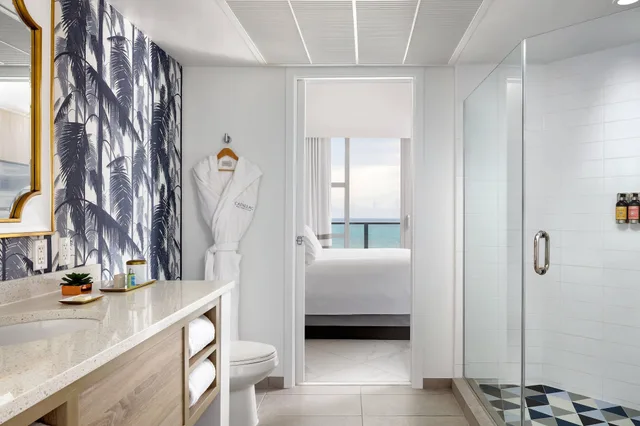 Suite, Ocean Front، Cadillac Hotel & Beach Club, Autograph Collection 3/3