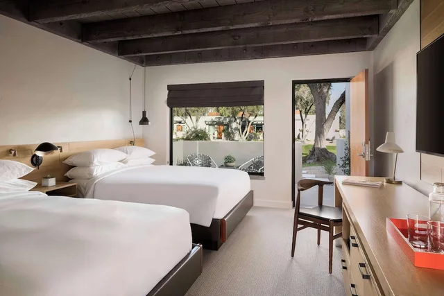 غرفة بسريرين كوين لذوي الإعاقة، Andaz Scottsdale Resort And Bungalows 5/10
