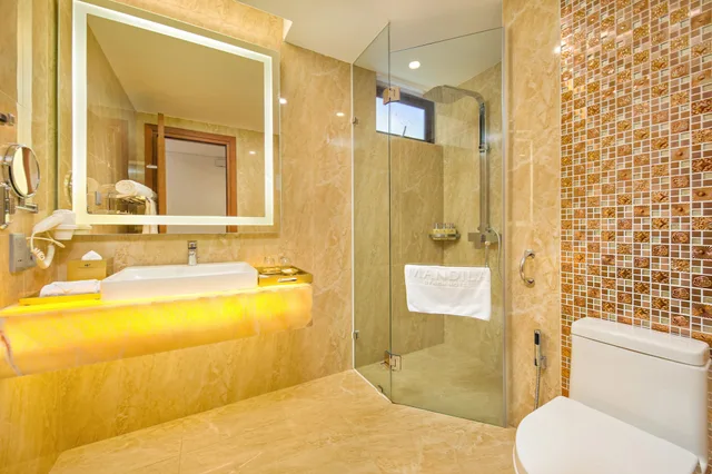 Deluxe, King Bed, Mandila Beach Hotel Danang 9/10