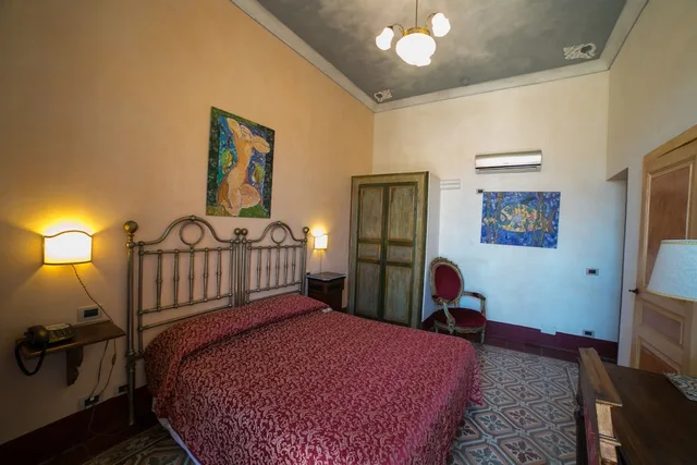 Classic, Charme Hotel Henrys House 2/9