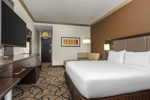 Dream, Deluxe, King Bed, Bathtub، The Verve Hotel Boston Natick, Tapestry Collection by Hilton 1/6