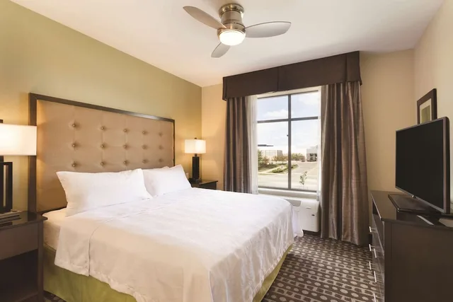 Studio, King Bed, HOMEWOOD SUITES BY HILTON WEST DES MOINES/SW MALL AREA 3/8