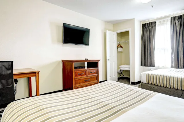 غرفة قياسية بسريرين كوين، Suburban Studios Westminster Denver North 8/10