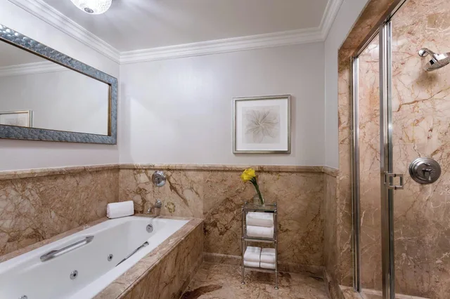 جناح تنفيذي بإطلالة على المرسى بغرفة نوم واحدة لذوي الإعاقة، The Ritz Carlton Marina Del Rey 2/2