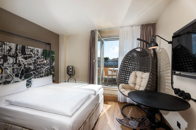 غرفة قياسية بسرير كوين، Seminaris Seehotel Potsdam 5/6