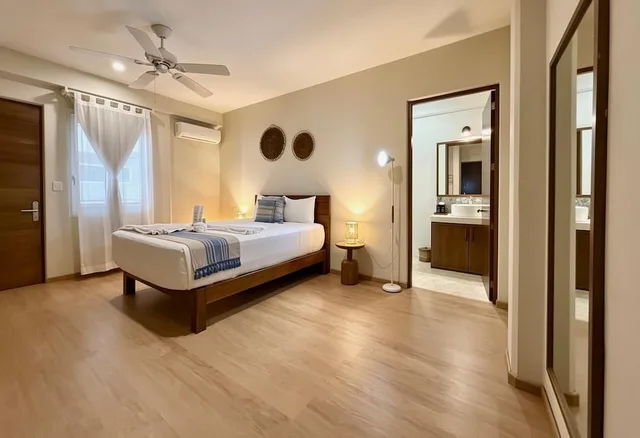 غرفة سوبيريور بسرير كوين، Noah Beach Hotel and Suites 2/10