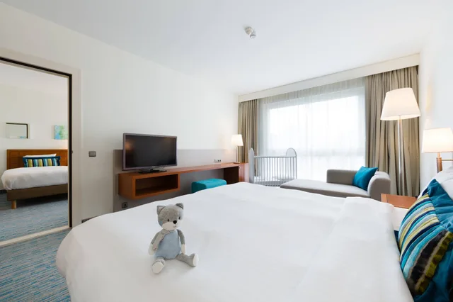 غرفة ديلوكس بسرير كينج، Courtyard By Marriott Brussels 3/7