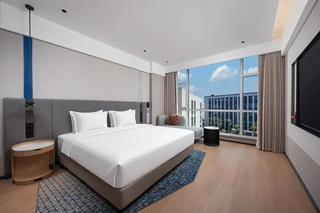 غرفة قياسية بسرير كينج، Holiday Inn Express Qingdao Jimo By Ihg 2/6