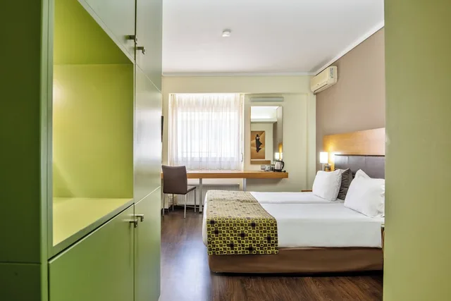 غرفة متصلة قياسية بأربعة أسرّة، Capsis Hotel Thessaloniki 7/10