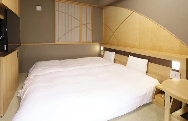 Japanese, Twin Beds, Dormy Inn Tokyo Hatchobori 5/9