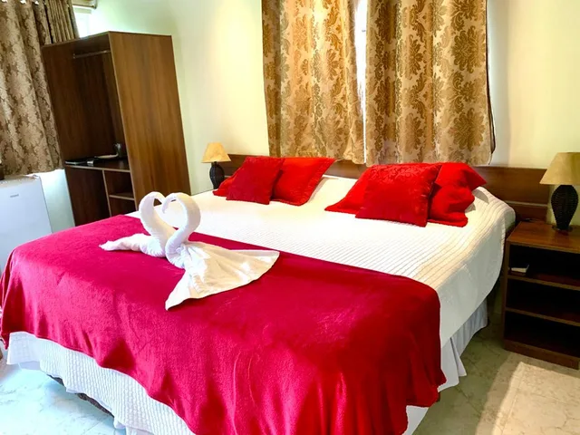 Master, Luxury, Double Bed، Pousada Recanto De Moria 3/10