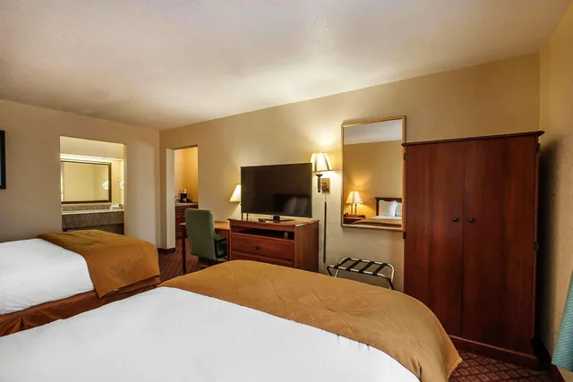 غرفة قياسية بسرير مزدوج، Quality Inn & Suites Covington 1/2