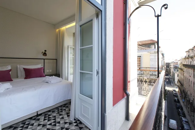 Superior, Twin Beds, Street View، Hotel Lis Baixa 4/5