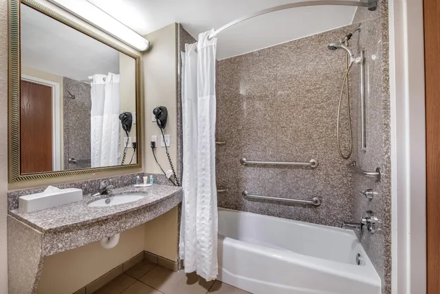 1 Bedroom, Suite, 2 Queen Beds, Sofa, Accessible, Comfort Suites Ocala - North 5/10