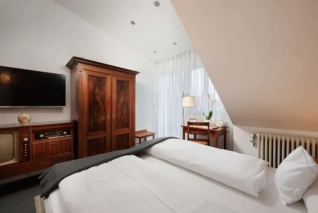 غرفة كومفورت مفردة بسرير كوين، Design Hotel Vosteen 3/10