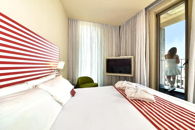 غرفة بسرير مزدوج بشرفة، Hotel Glam Milano 1/2