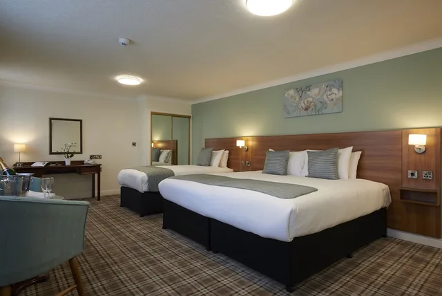 Classic, Family, 1 Double and 1 Single Bed, Last Drop Village Hotel And Spa 2/5