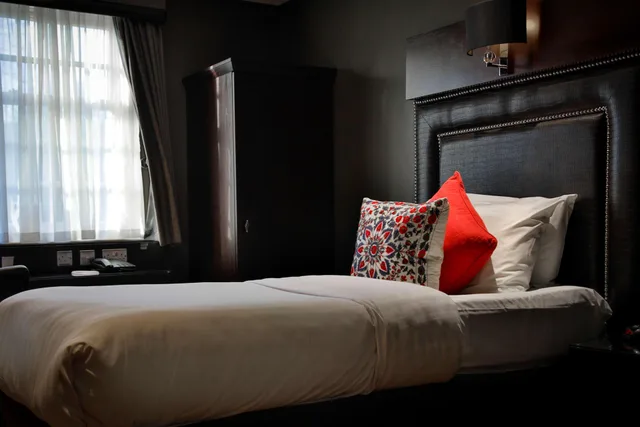 غرفة قياسية مفردة، Eglinton Arms Hotel, BW Premier Collection 11/11