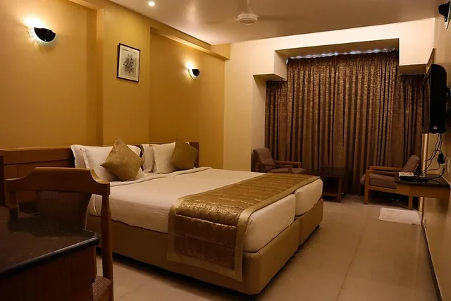غرفة ديلوكس بسريرين منفصلين، Oyo 8169 Hotel Salem Castle 2/3