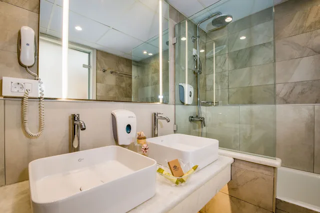 Maisonette, Double and Twin Beds, Sea View، Kiani Beach Resort 7/9
