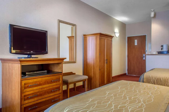 جناح بسريرين كوين، Comfort Inn & Suites I-25 near Spaceport America 5/7