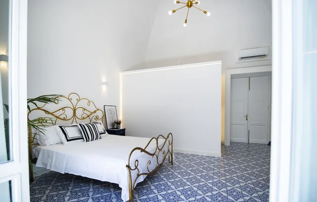 غرفة سوبيريور بسرير كوين بشرفة، Crudo Home 1/2