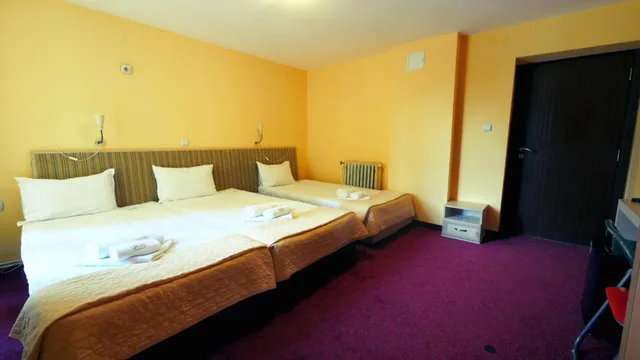 Room, Triple, Hotel Alabin Central 3/5