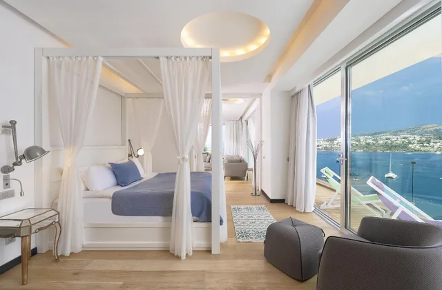 Panorama, Suite, 1 Double and 1 Single Bed، Cape Bodrum Luxury Hotel Beach 1/1