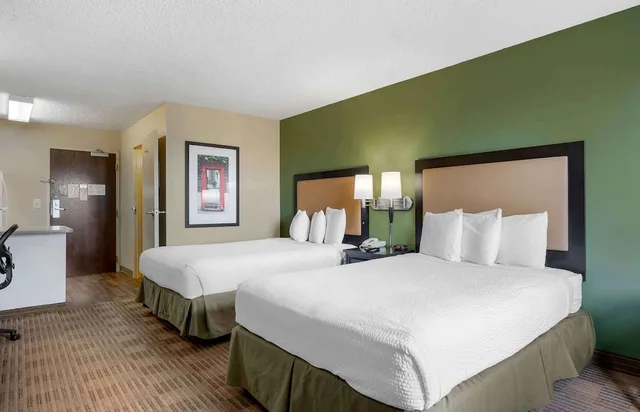 استوديو بسريرين كوين، Extended Stay America Santa Barbara - Calle Real 1/7