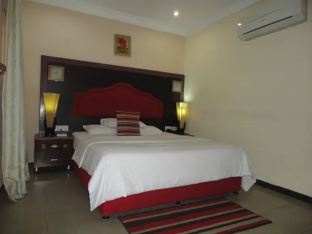 جناح تنفيذي بسرير كوين، Sdm Tavern And Suites 1/2