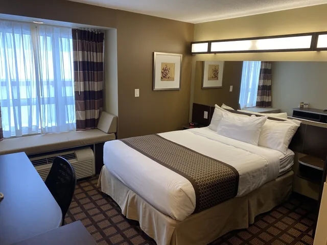 غرفة ديلوكس بسرير كوين، Microtel Inn Suites By Wyndham Timmins 4/10